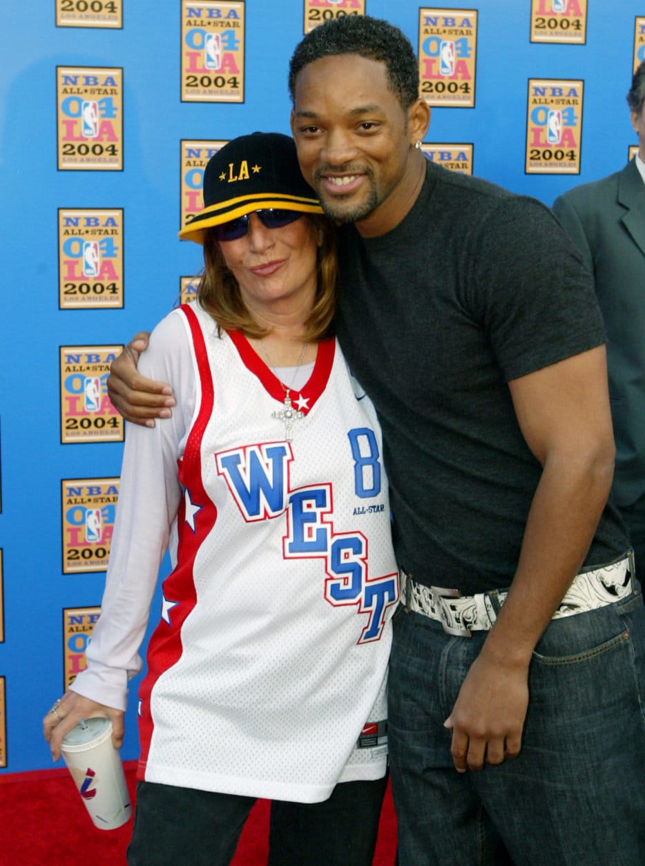 Actor Will Smith and basketball fan and director Penny Marshall arrive at Staples Center for the NBA All-Star game Sunday, Feb. 15, 2004, in Los Angeles.  (AP Photo/Nam Y. Huh)