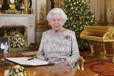 Queen Elizabeth II calls for unity ahead of Brexit in 2018 Christmas message