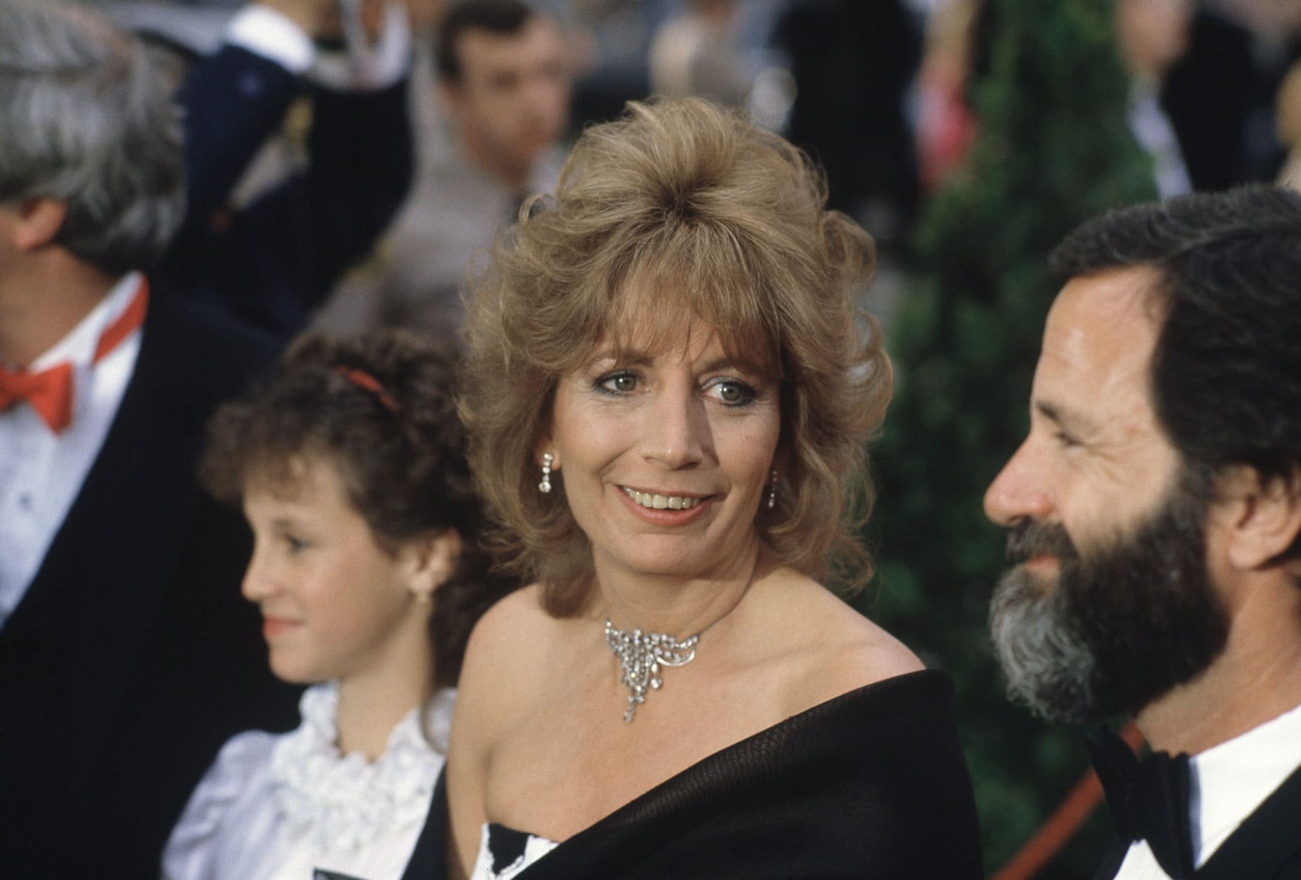 Actress Penny Marshall arrives for the 56th Annual Academy Awards in Los Angeles, April 9, 1984. (AP Photo/Reed Saxon)