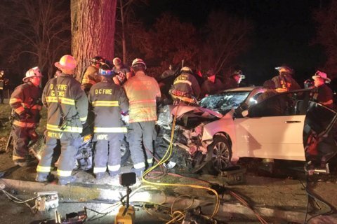 One dead, 3 injured in crash near National Mall