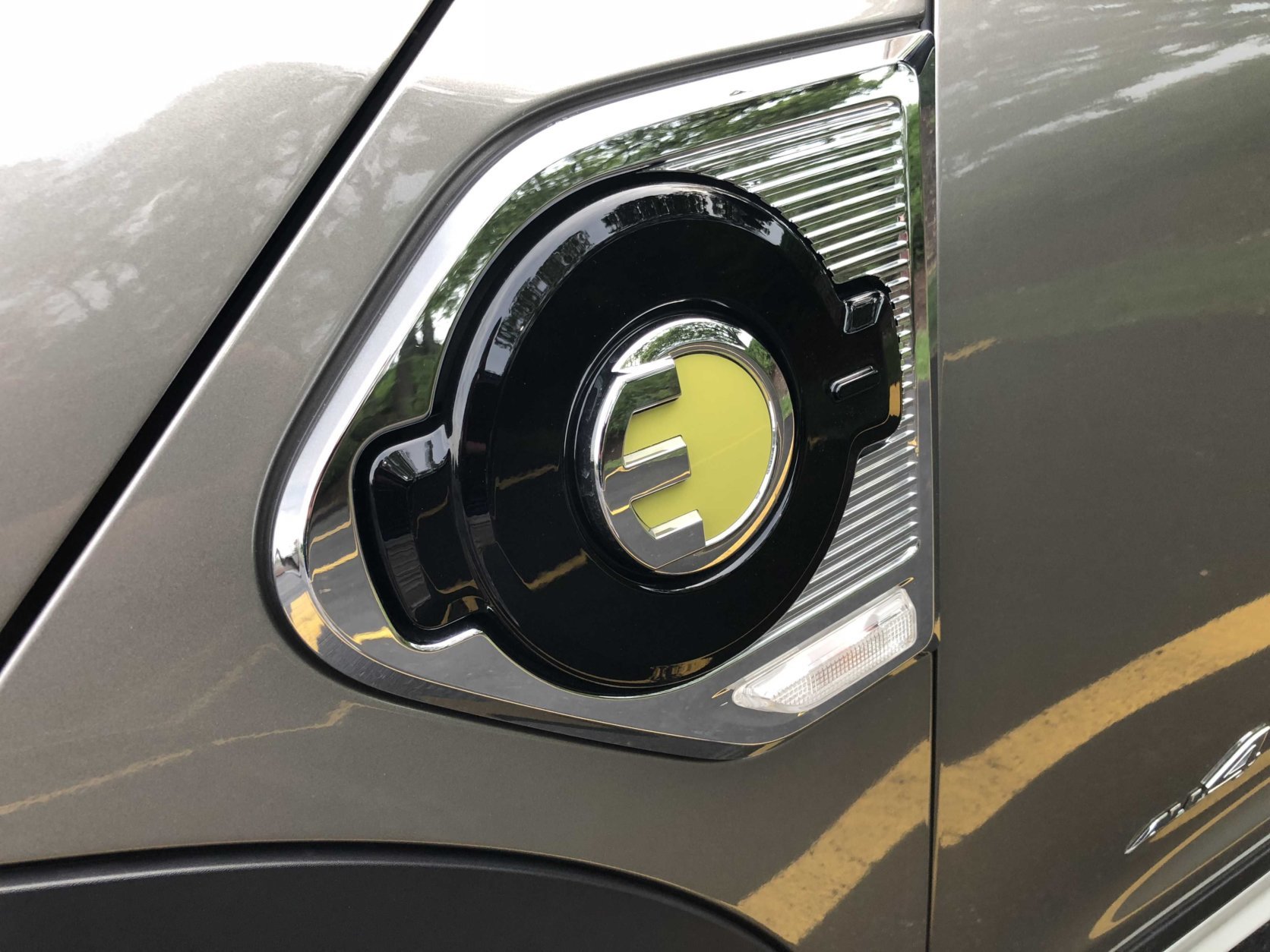 One of the few stylistic giveaways that this is the hybrid version of the Countryman is this 'E' on the plug-in slot (WTOP/Mike Parris)
