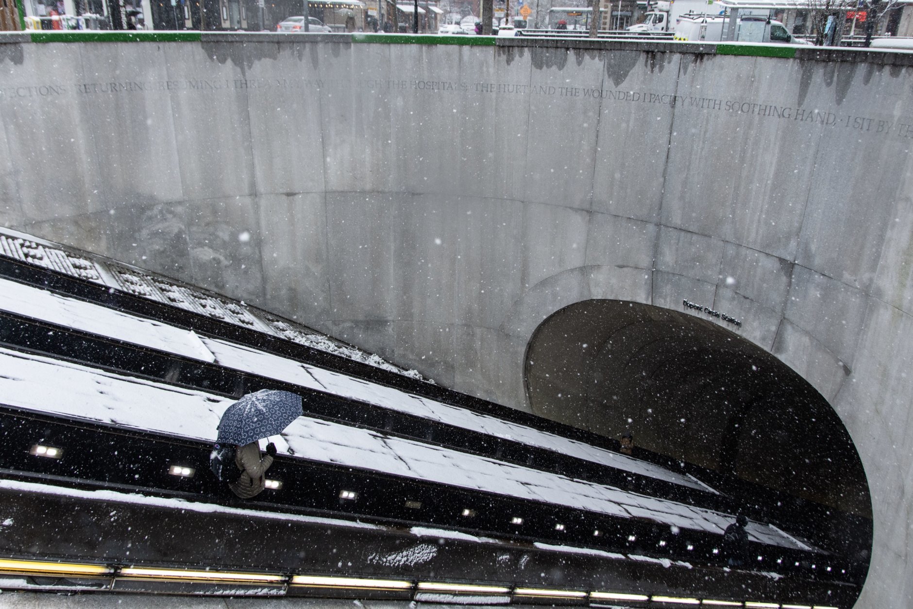Snow-covered escalators leading into the Dupont Circle Metro Station. (WTOP/Alejandro Alvarez)