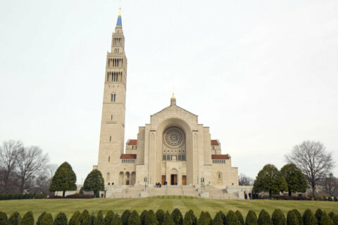 Basilica of the National Shrine to reopen Monday