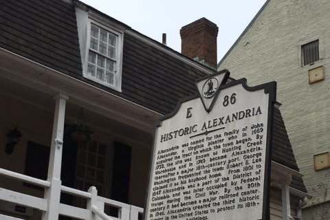In honor of Presidents Day, walking tours of Alexandria let locals step back in time