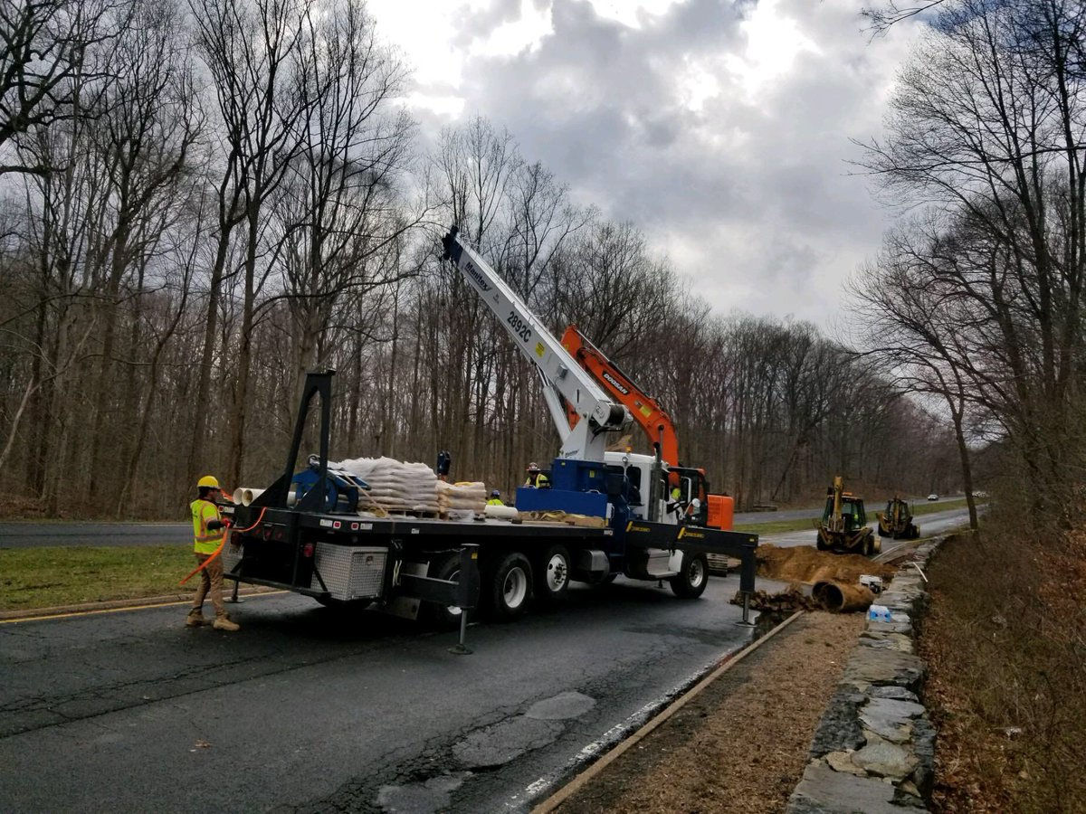 Crews make repairs to the sinkhole on the George Washington Parkway. (Courtesy National Park Service)