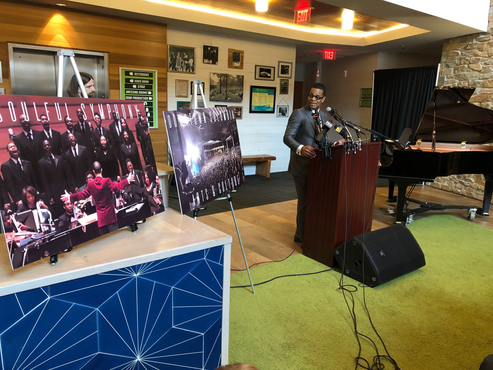 Soulful Symphony director Darin Atwater at Monday's announcement. (WTOP/Kristi King)