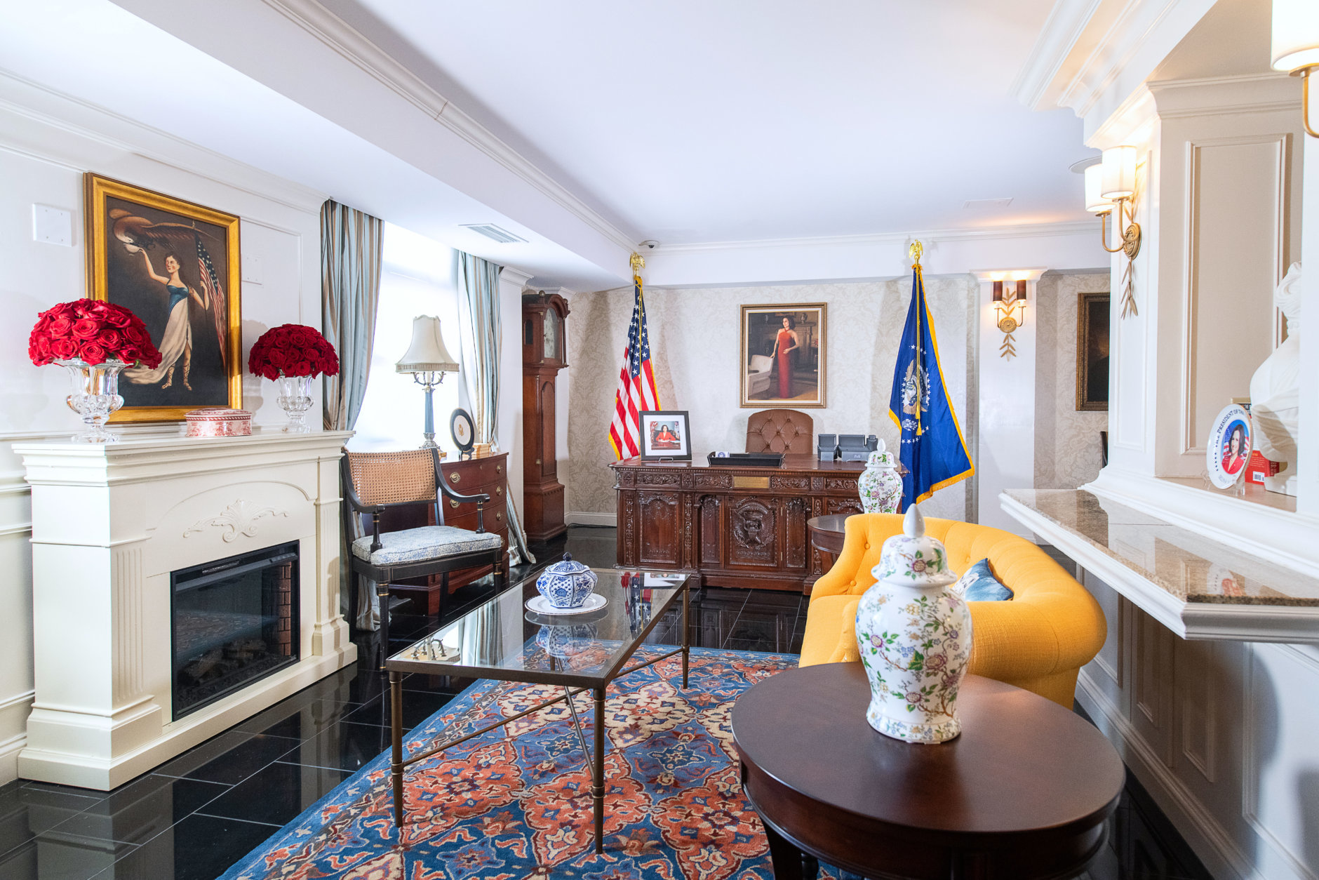 The 12-floor lobby’s transformation — in collaboration with set designers and prop masters from the show — includes the presidential Resolute desk, a presidential seal area rug, a grandfather clock, an oversize portrait of Selina and other recognizable photographs, art and decorative objects.(Courtesy Hamilton Hotel)