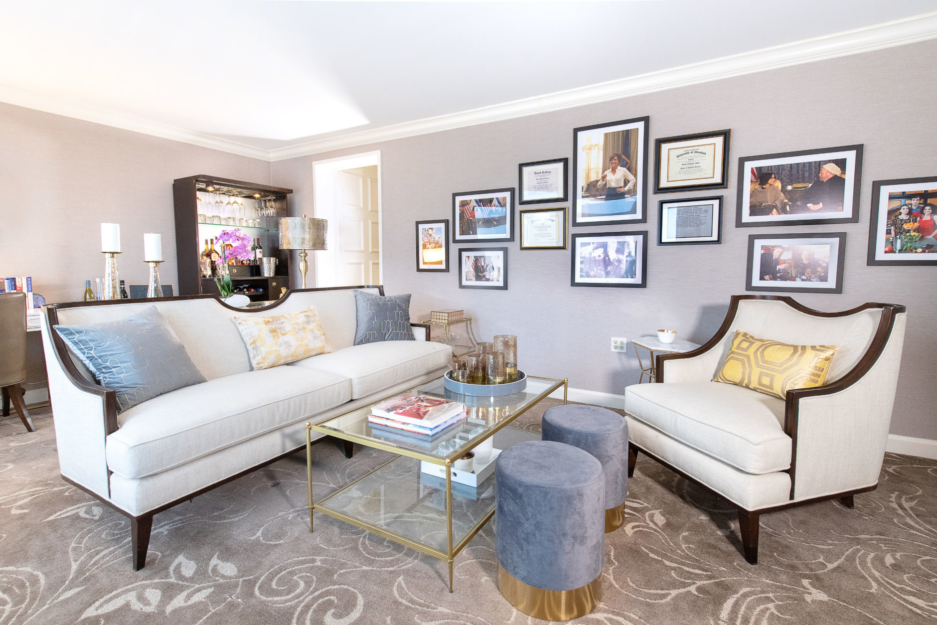 For uber-fans who want the ultimate "Veep" experience at the Hamilton, a one-bedroom suite on the 12th floor is now the Selina Meyer Presidential Suite, with set props and mementos from the fictional president’s brownstone home. (Courtesy Hamilton Hotel)