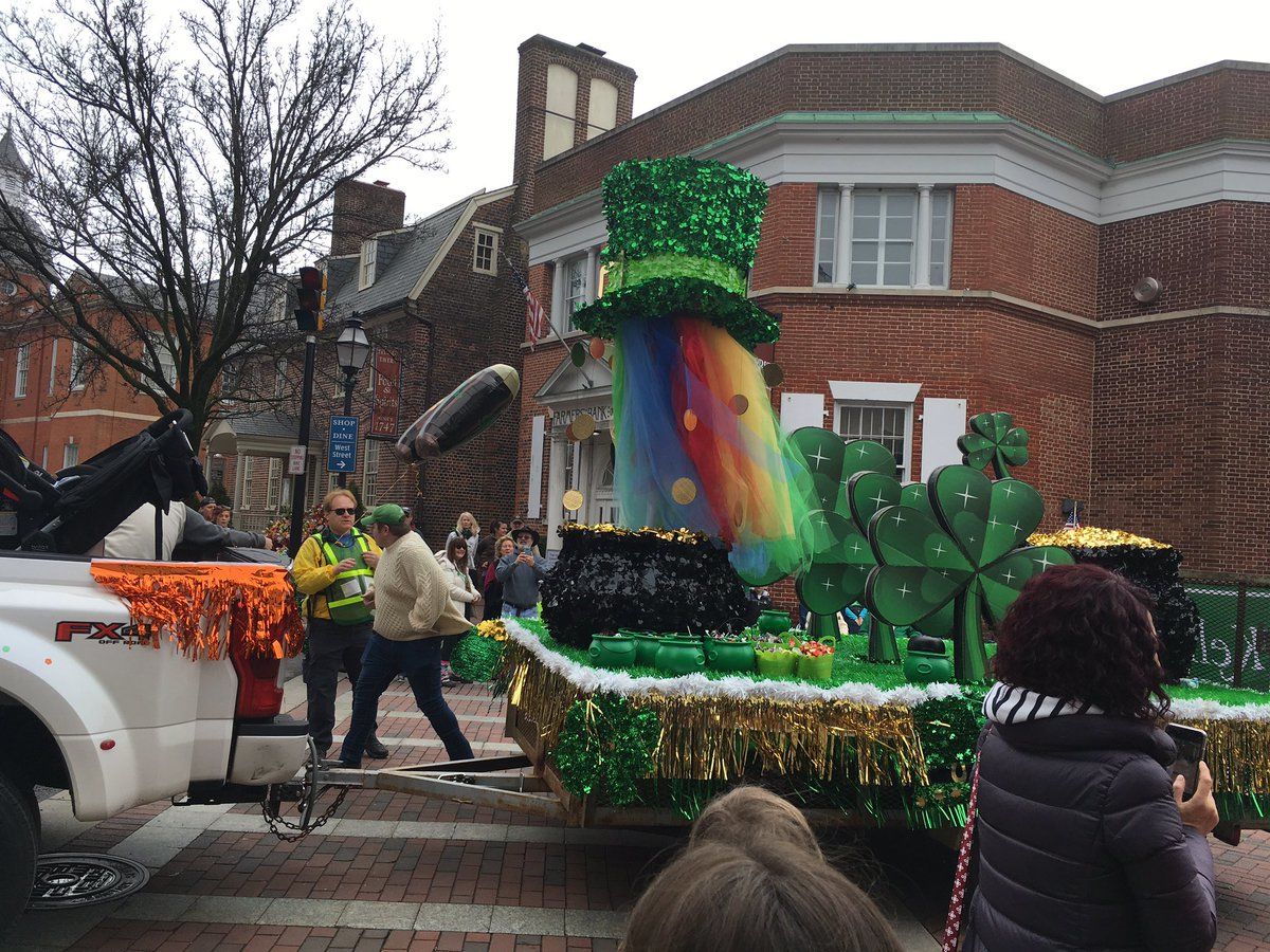 One of the floats featured in the St. Patrick's Day parade in Annapolis. (WTOP/Liz Anderson)