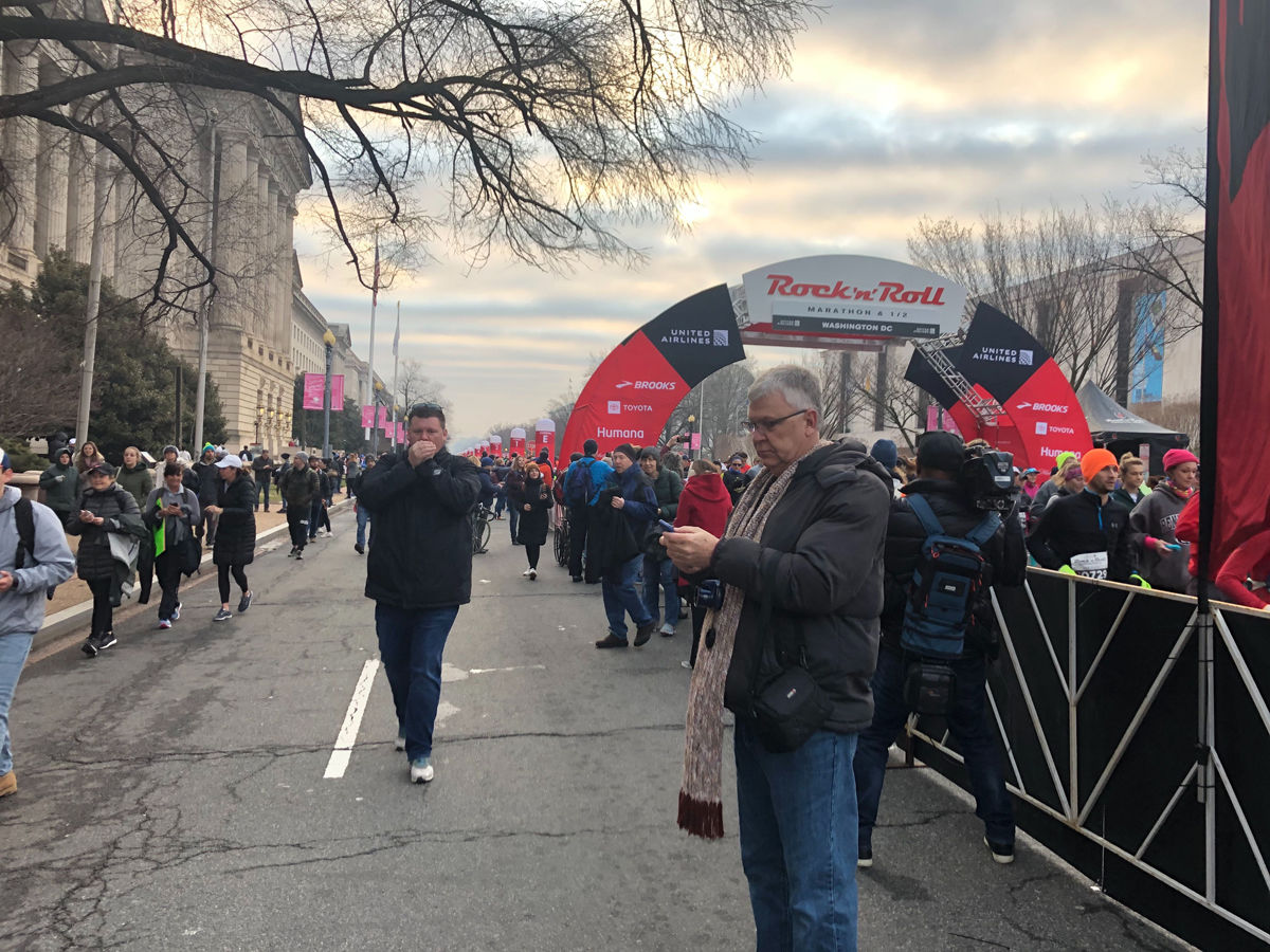 The marathon shut down numerous streets in D.C. on Saturday, March 9. (WTOP/Melissa Howell)
