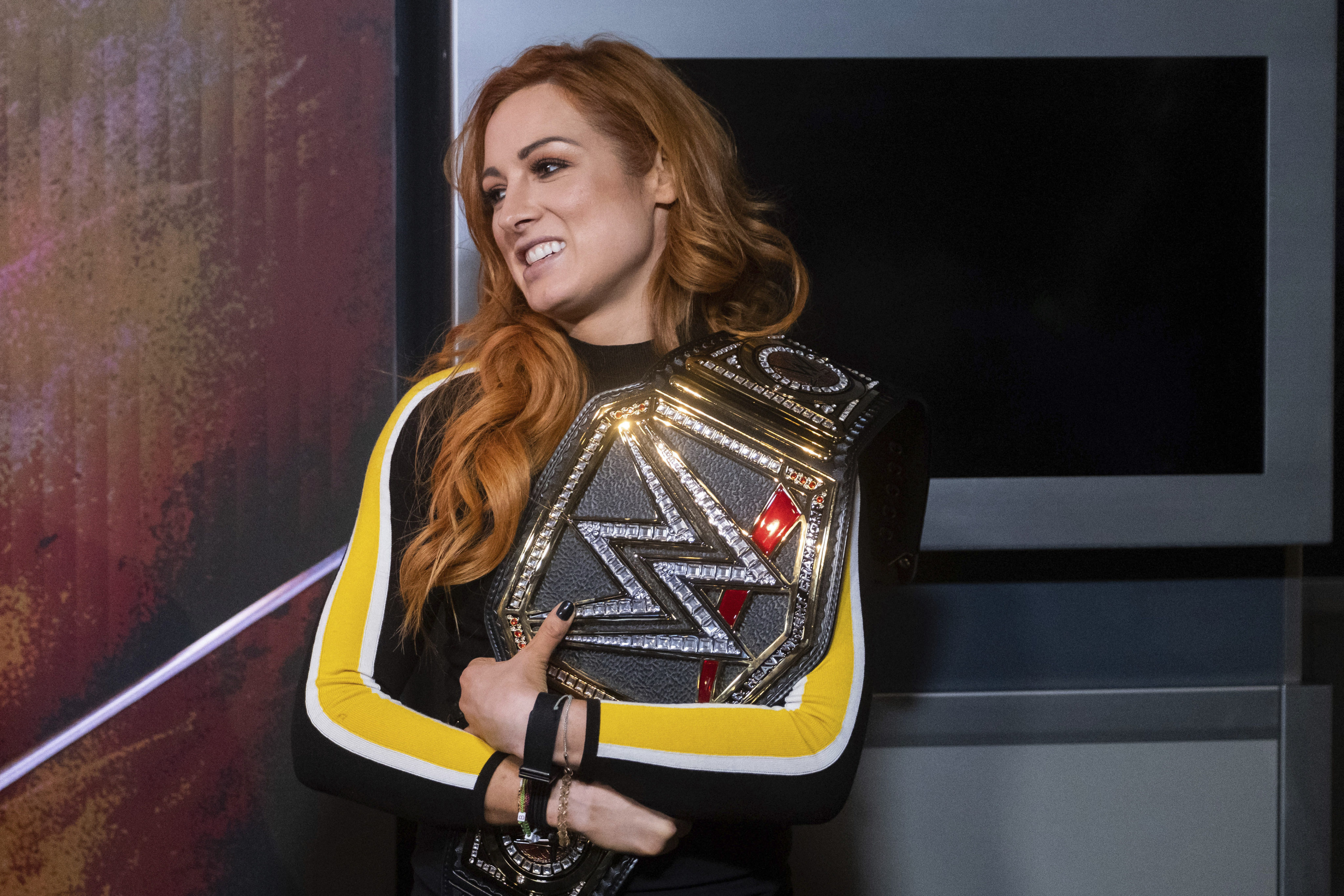 Wrestlemania 35 Becky Lynch Wins First Ever All Female Main Event Wtop