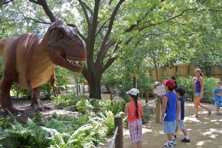 dinosaur at zoo