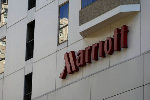 Marriott will pay hotel employees to get vaccinated