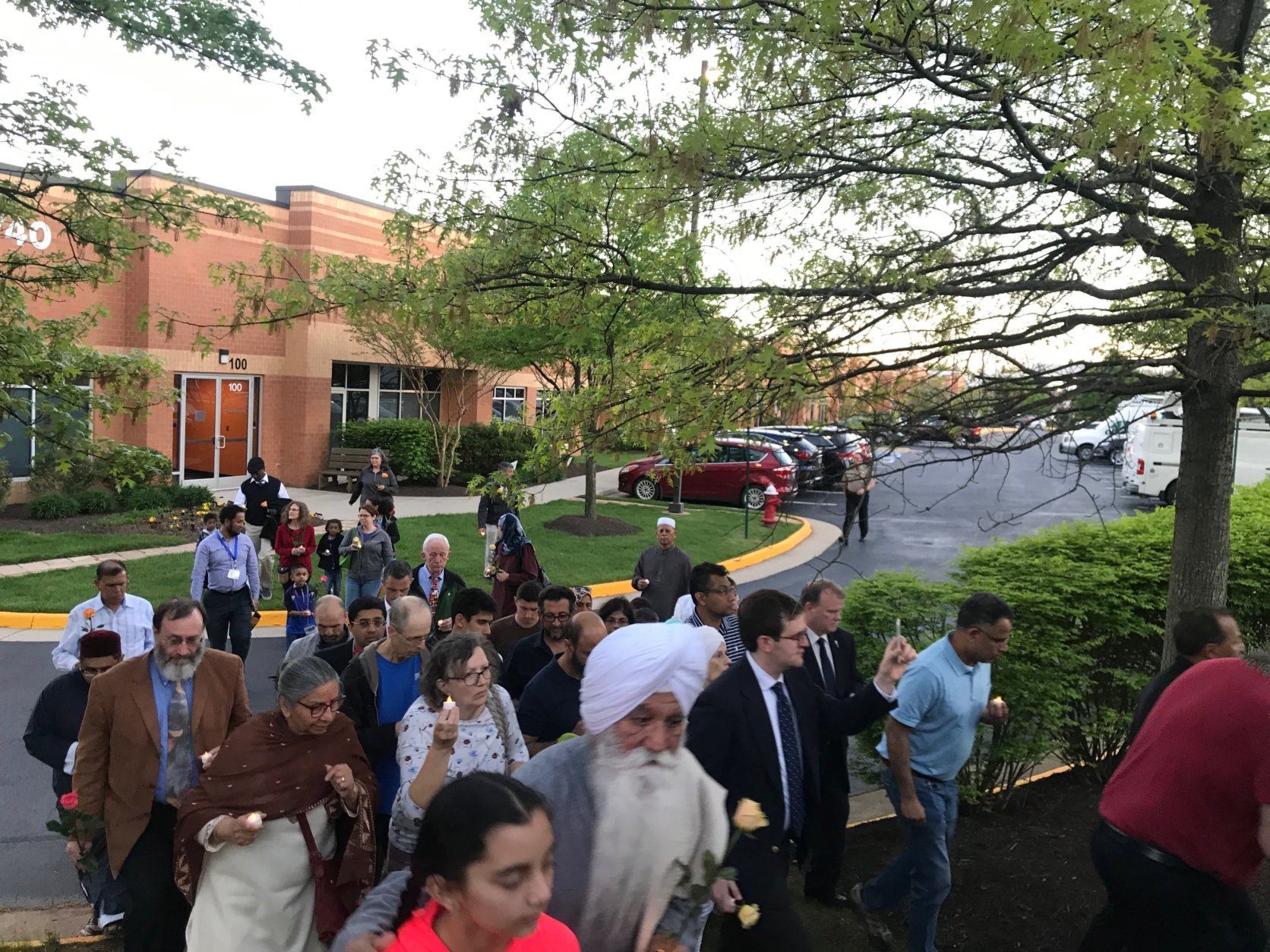 Members of Christian, Muslim, Jews, Sikh and Hindu faiths attended the gathering Monday evening. (WTOP/Dick Uliano)