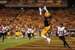 TEMPE, AZ - SEPTEMBER 09:  Wide receiver N'Keal Harry #1 of the Arizona State Sun Devils catches a five yard touchdown pass against cornerback Ron Smith #17 of the San Diego State Aztecs during the first half of the college football game at Sun Devil Stadium on September 9, 2017 in Tempe, Arizona.  (Photo by Christian Petersen/Getty Images)