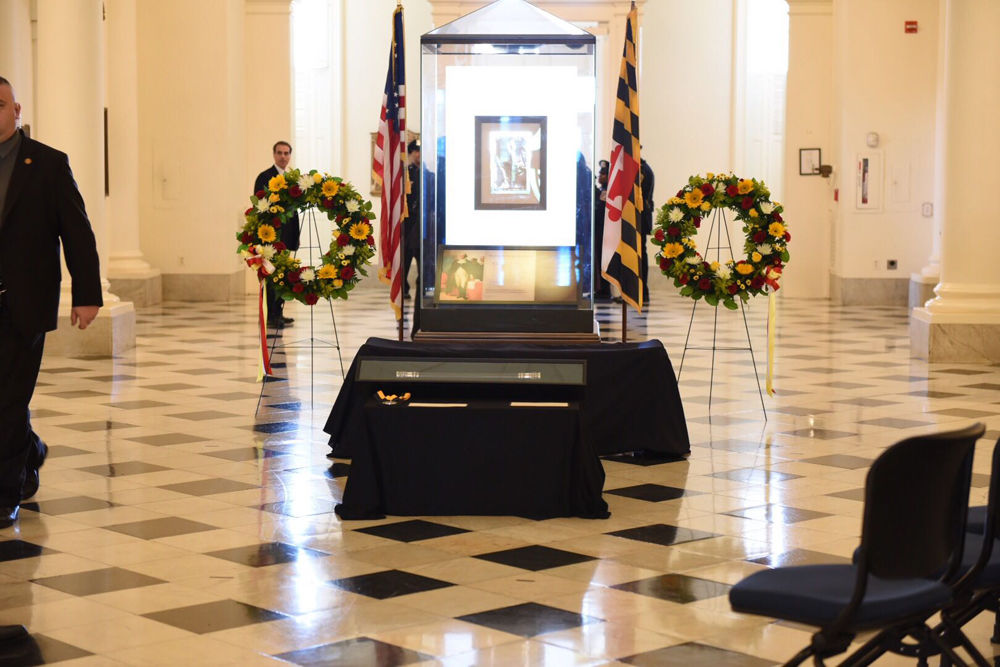 The rotunda awaiting the arrival of the late Speaker Michael Busch’s casket. (WTOP/Kate Ryan)