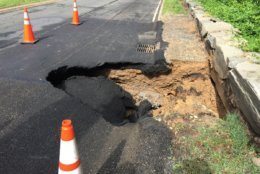 The northbound lanes of the George Washington Parkway in McLean, Virginia, closed for several days in May. (Courtesy National Park Service)