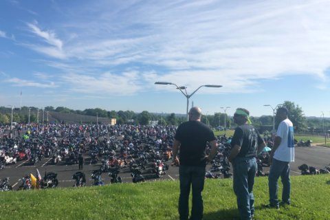 ‘End of an era’: Rolling Thunder motorcyclists pay tribute to fallen soldiers