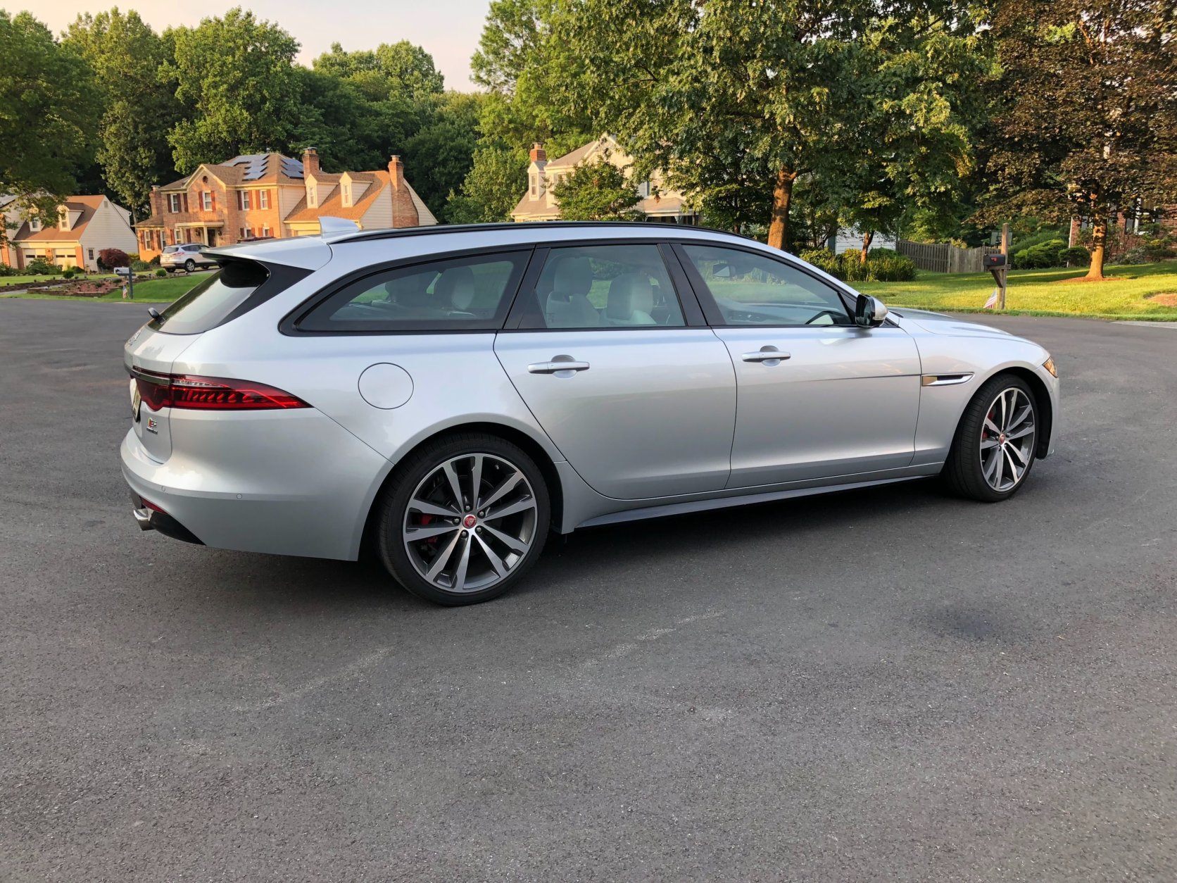 “Stylish” and “wagon” aren’t usually used together, but WTOP Car Reviewer Mike Parris says the Jaguar Sportbrake S AWD will help change your mind. (WTOP/Mike Parris)