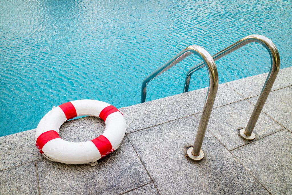 6-year-old pulled from UDC pool after being found unresponsive; no lifeguard was on duty