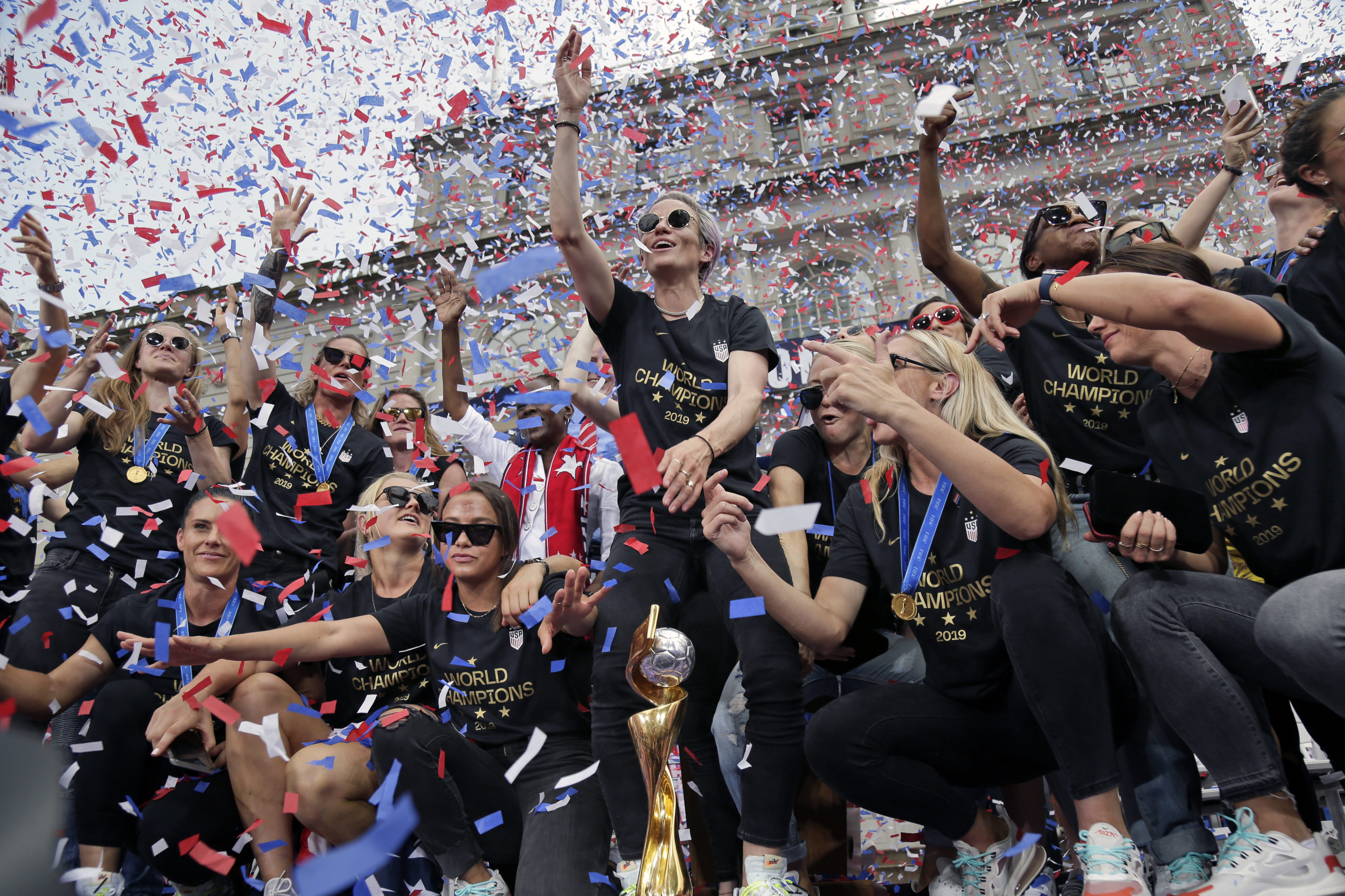 PHOTOS World Cup champs celebrate back in the US WTOP