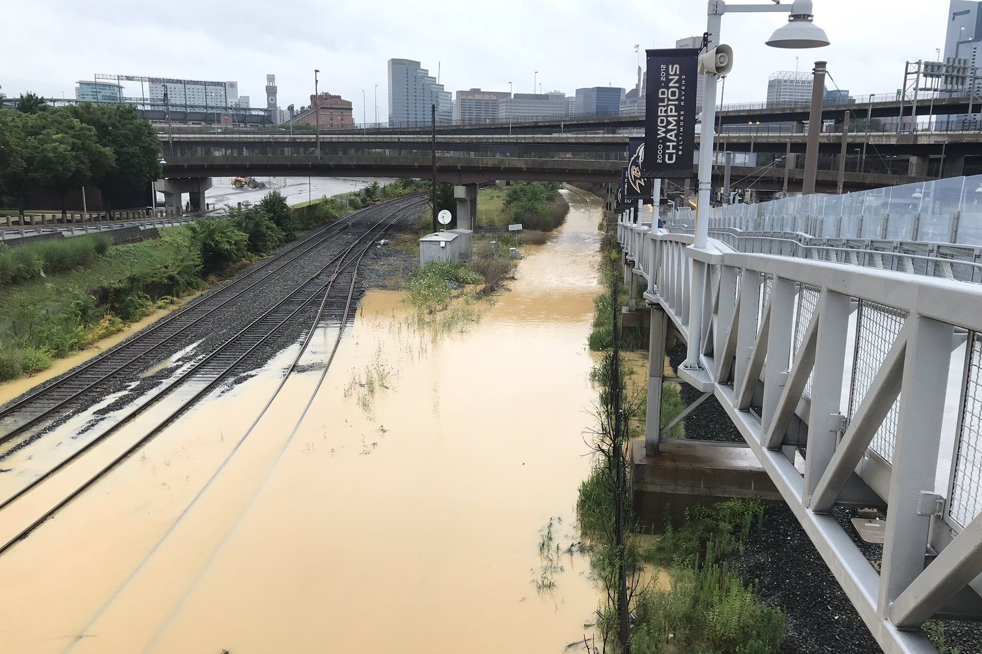 Water main break causes widespread flooding in Baltimore WTOP News