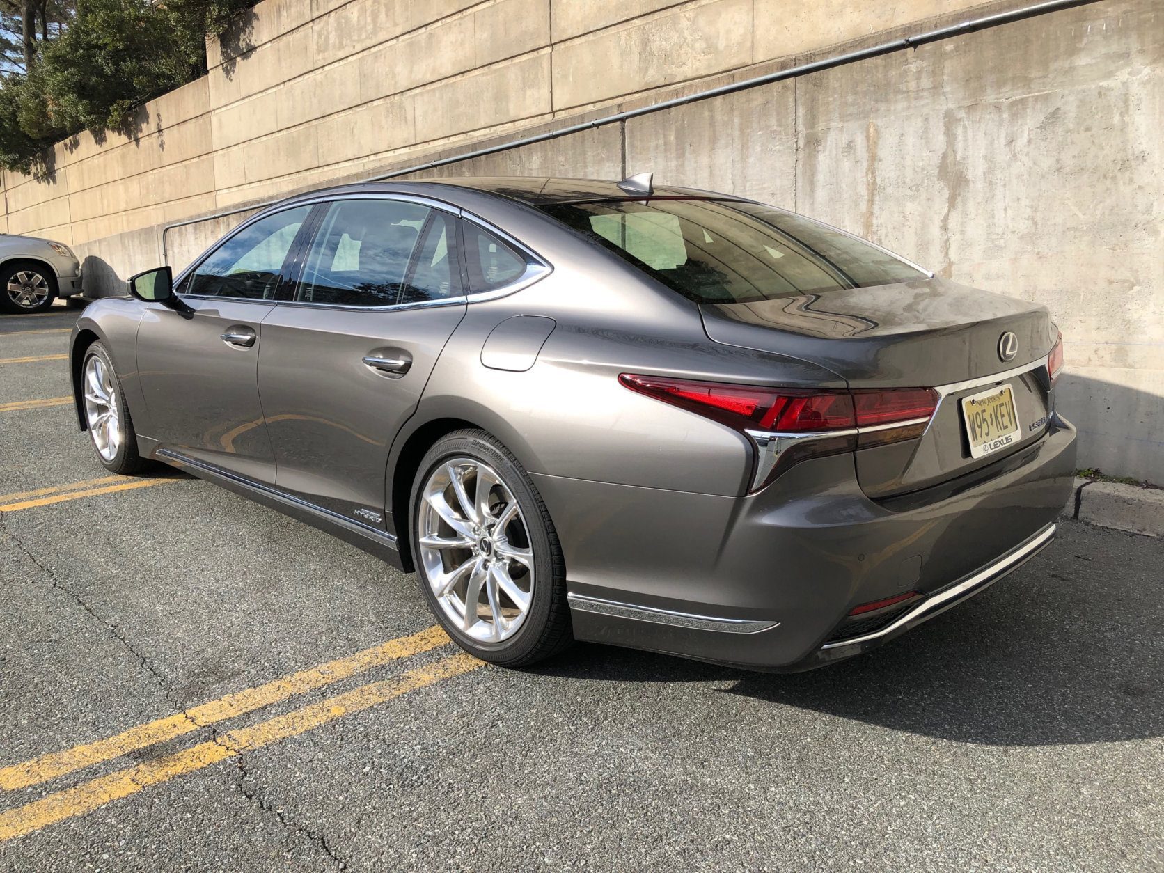 The LS 500h, the hybrid version of Lexus’ big luxury sedan, boasts one of the most opulent interiors available in a car today. (WTOP/John Aaron)