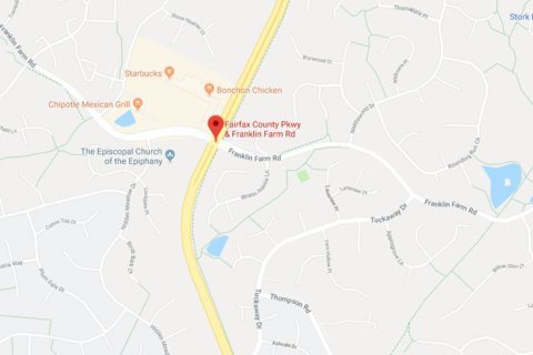 1 dead after motorcycle crash on Fairfax County Parkway