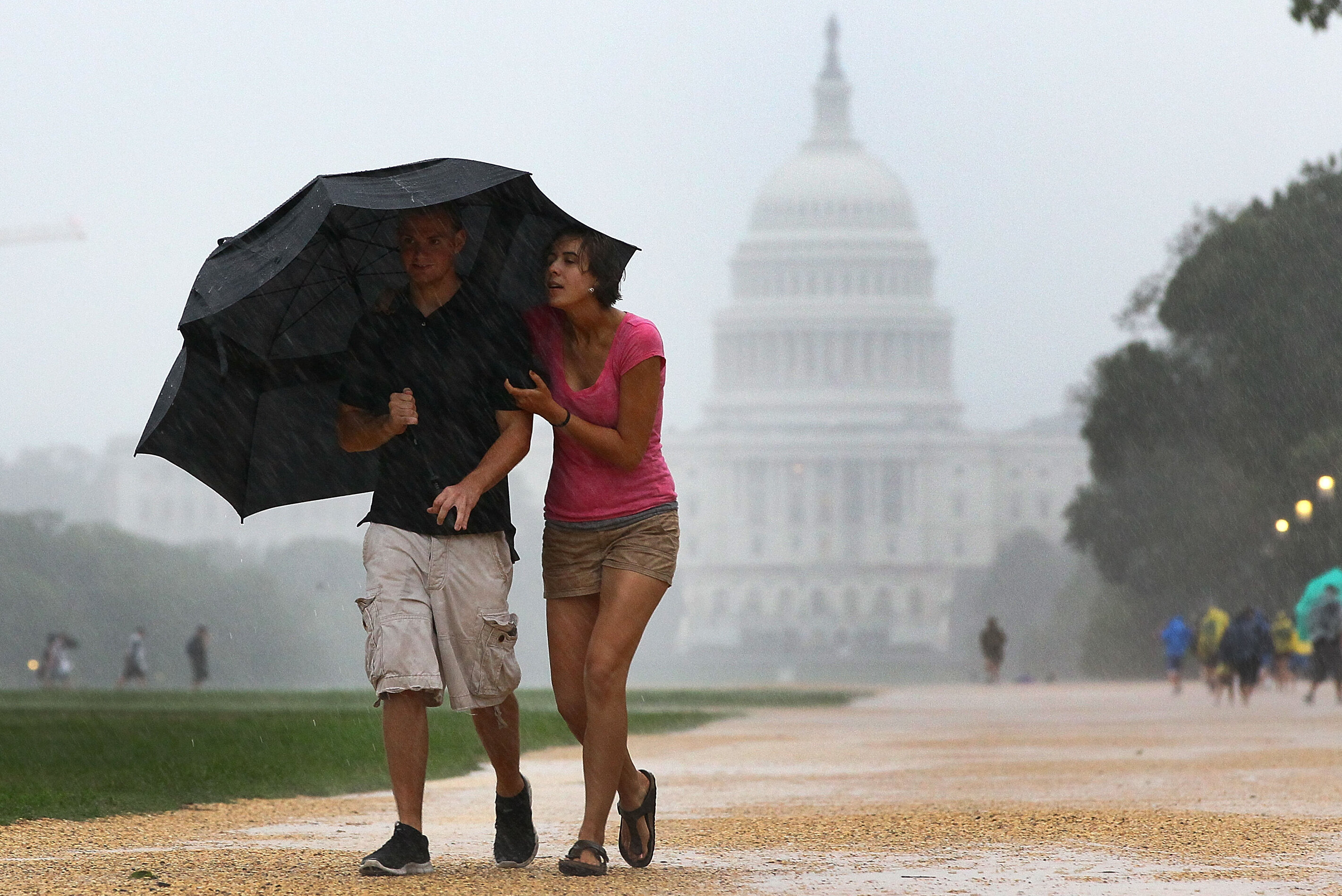 Monday afternoon thunderstorms could produce damaging wind gusts for DC area