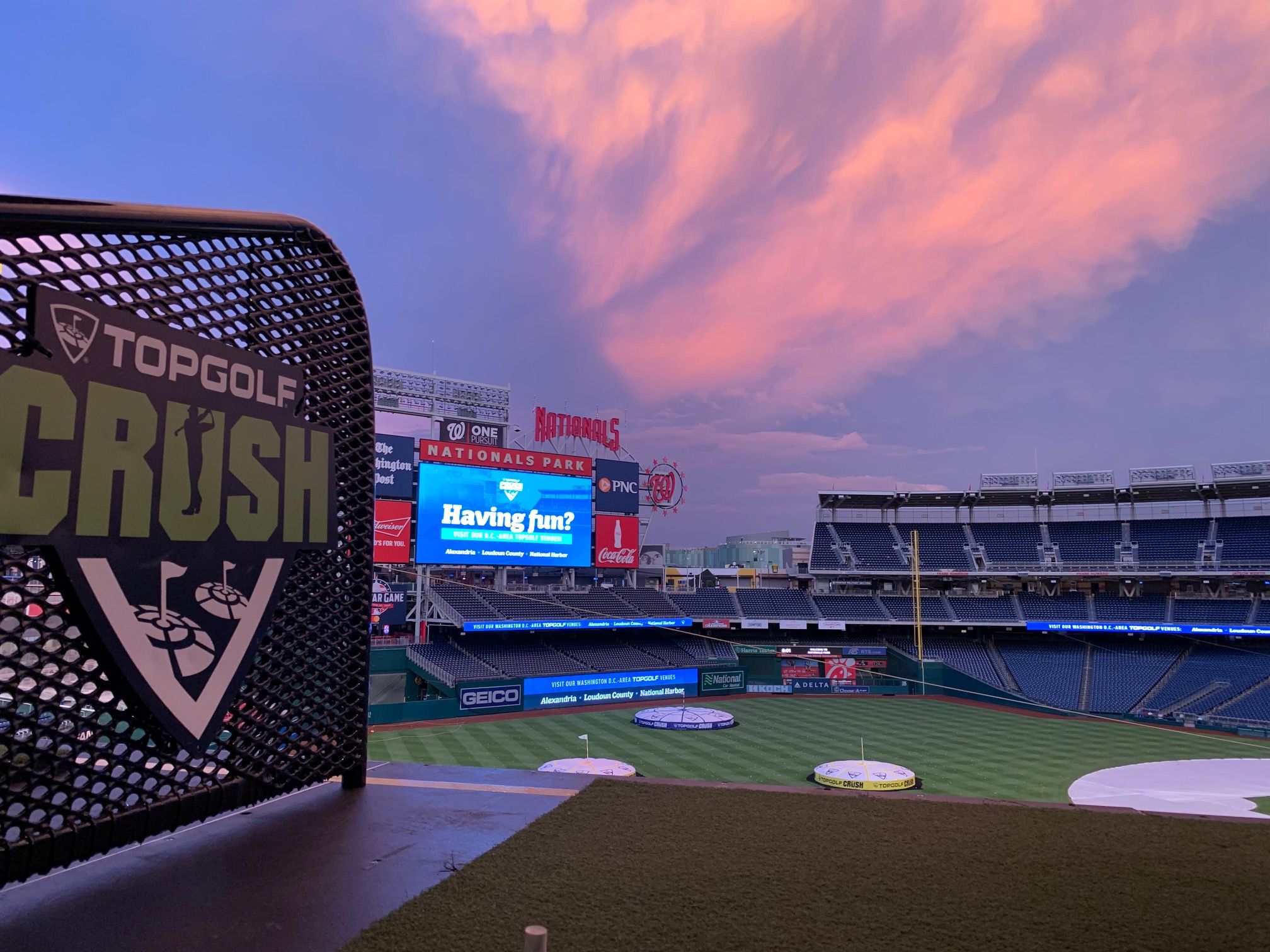 Golf in a baseball stadium?! Upper Deck Golf coming to Comerica Park on  Oct. 5-8