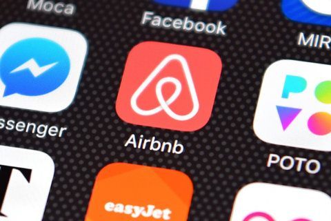 Airbnb banning rioters, hate groups ahead of inauguration