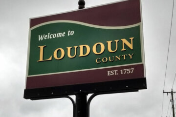 Welcome to Loudoun County sign