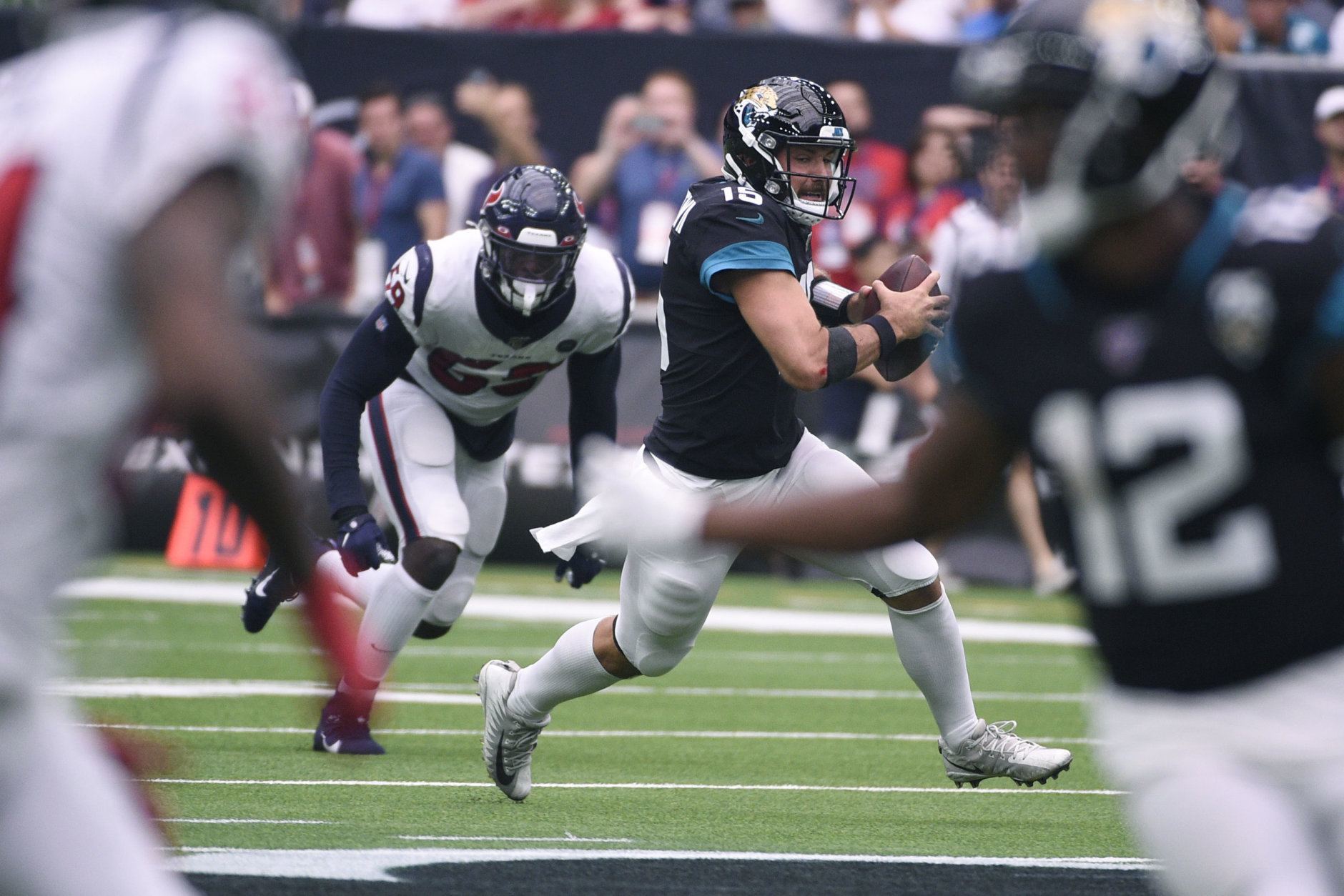 <p><em><strong>Jaguars 12</strong></em><br />
<em><strong>Texans 13</strong></em></p>
<p>Gardner Minshew actually played more like Deshaun Watson than Deshaun Watson did, and might have stole one in Houston if Leonard Fournette could reclaim his rookie form. Jacksonville is wasting one of the best defenses in the league.</p>
