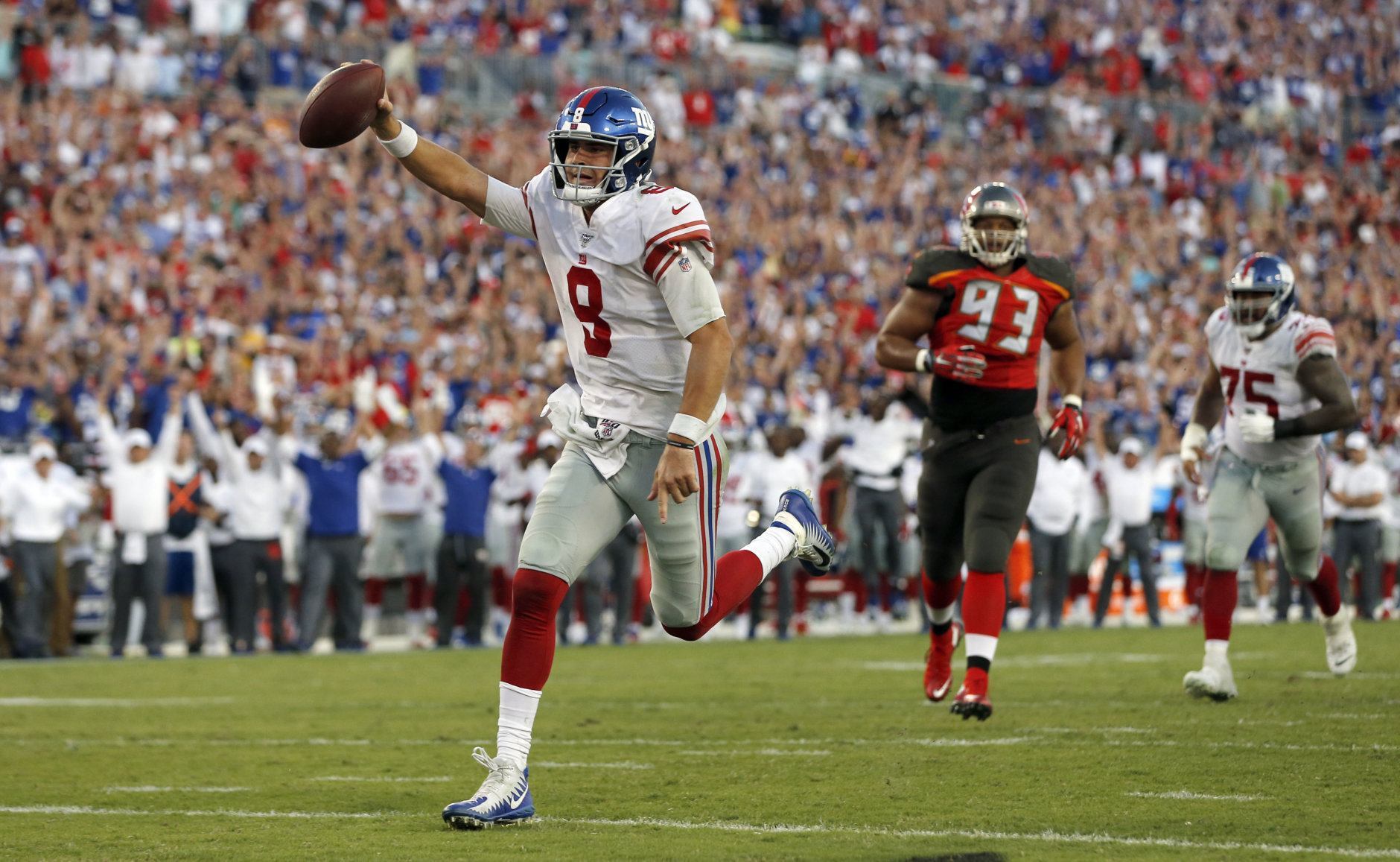 <p><b><i>Giants 32</i></b><br />
<b><i>Bucs 31</i></b></p>
<p>Daniel Jones told us <a href="https://profootballtalk.nbcsports.com/2019/09/18/daniel-jones-i-feel-ready/" target="_blank" rel="noopener" data-saferedirecturl="https://www.google.com/url?q=https://profootballtalk.nbcsports.com/2019/09/18/daniel-jones-i-feel-ready/&amp;source=gmail&amp;ust=1569294743340000&amp;usg=AFQjCNEAYl4FuCN7z3mcRFb6wS4ItCIlLg">he&#8217;s ready</a>, and boy was he. Jones engineered an 18-point comeback — the second largest since 1970 for a QB starting his first game — and became the first Giant with two passing touchdowns and two rushing scores in a single game. If he can keep this up against stiffer competition and without the <a href="https://www.espn.com/nfl/story/_/id/27678892/sources-giants-rb-barkley-high-ankle-sprain" target="_blank" rel="noopener">injured Saquon Barkley</a>, Dave Gettleman might actually know what he&#8217;s doing after all.</p>
