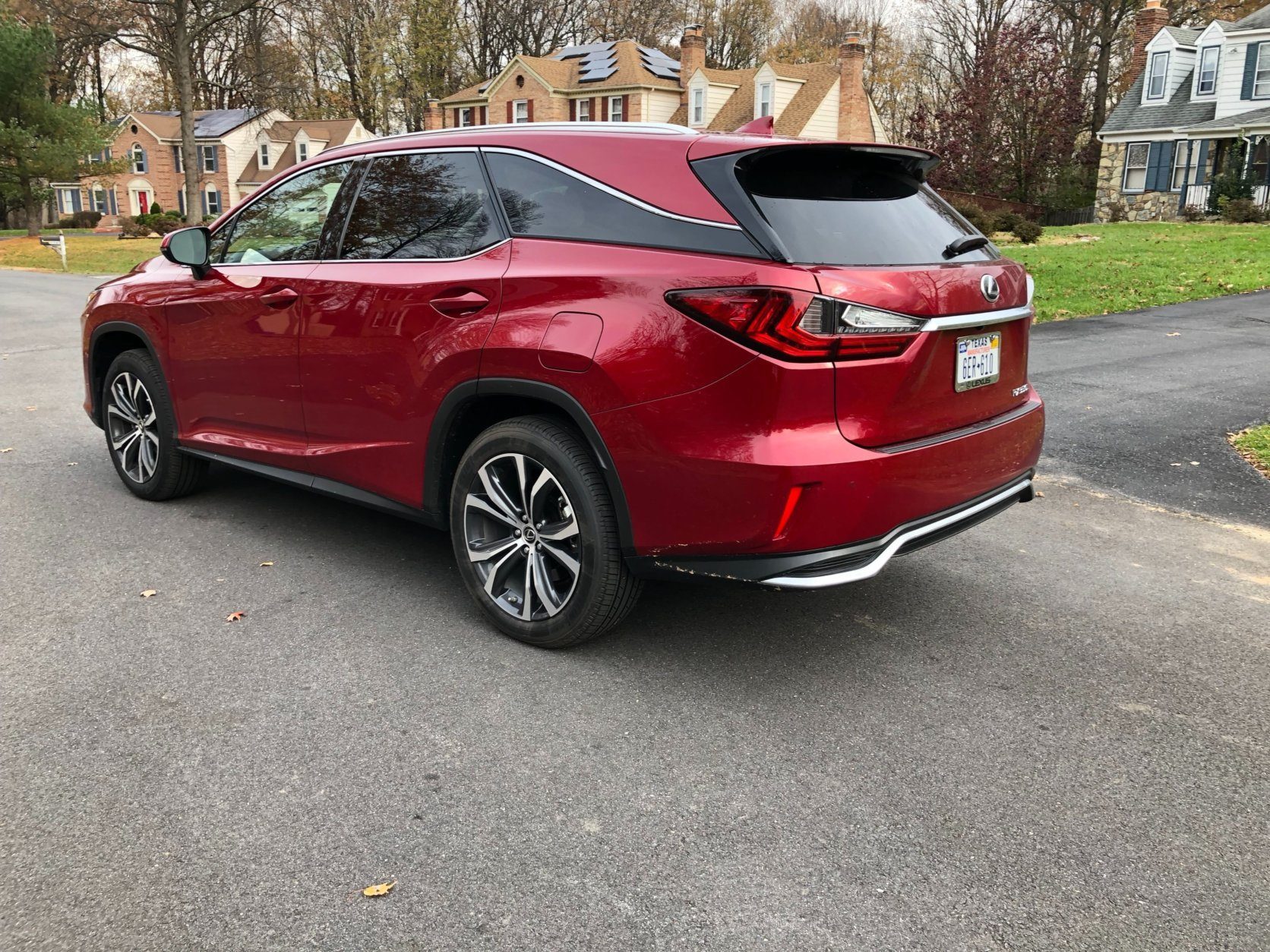 <p>The Lexus RX 350 is a popular crossover but it wasn’t always big enough. Now with the new RX 350L joining the lineup, look for more of these luxury Utes hitting the road. You can’t miss it.</p>
