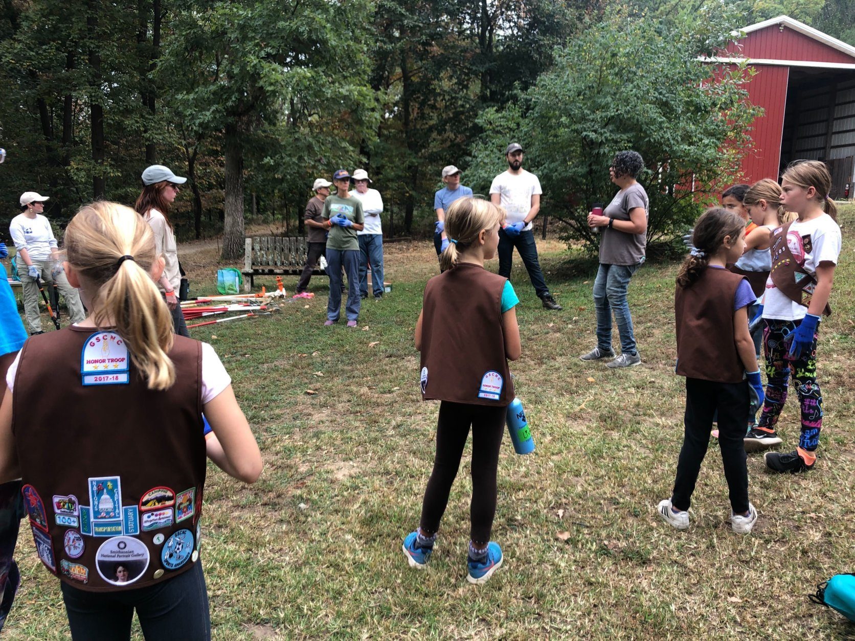Volunteers pitch in for a clean up of Rock Creek Park Sept. 28, 2019.
