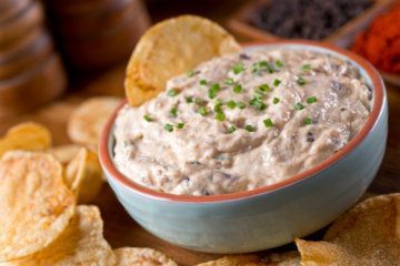 Oregon woman charged with serving meth-laced bean dip