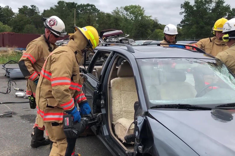 Video How Montgomery Co Firefighters Rescue Trapped Drivers Wtop News 1968