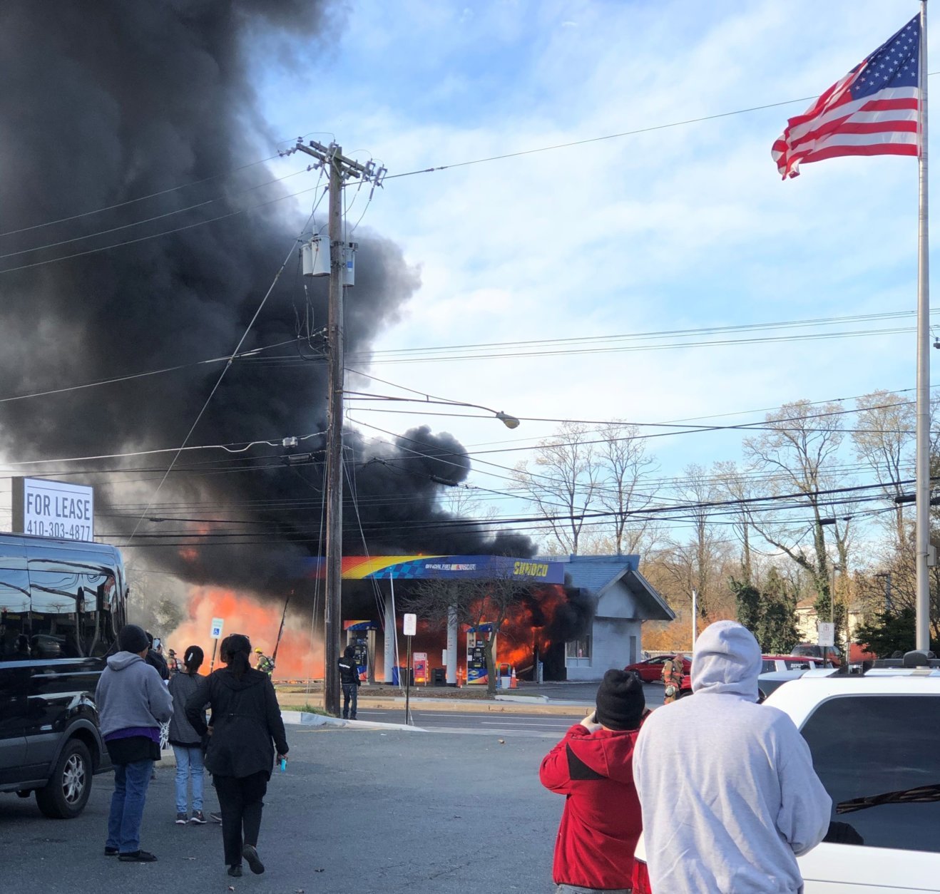 <p>Part of Rockville Pike in Rockville, Maryland, were closed for nearly three hours after a two-alarm fire at a gas station sent smoke into the air that was visible for miles.</p>
