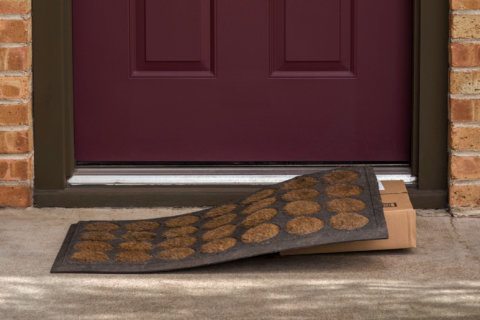 Montgomery County says beware of porch pirates, mock mailers this holiday