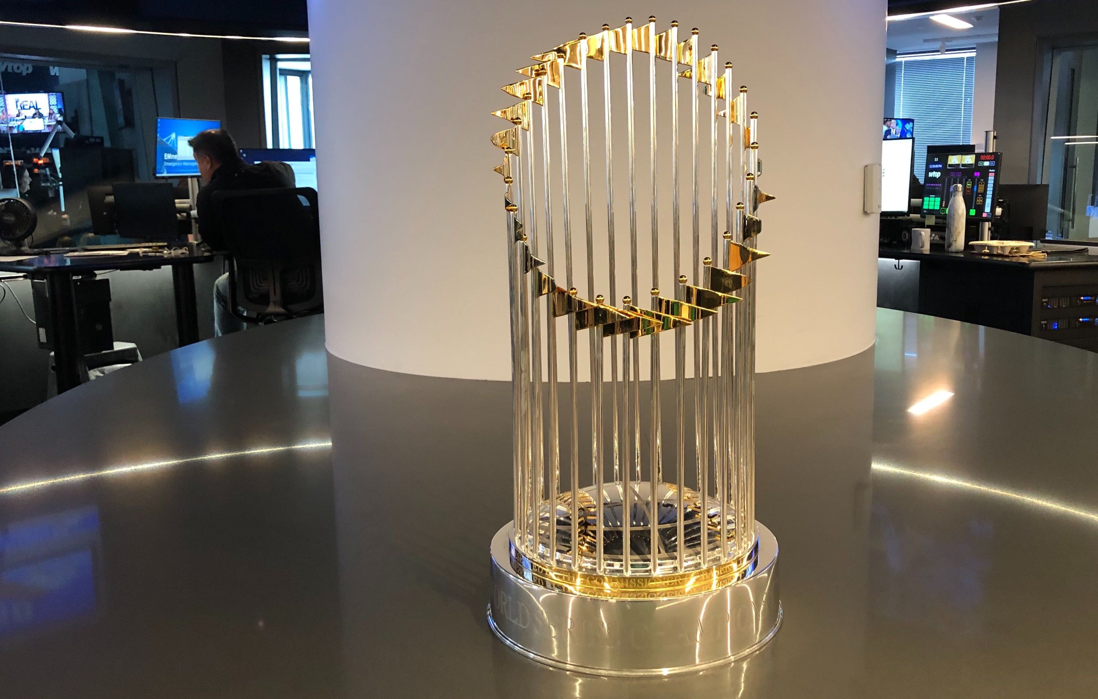 PHOTOS: World Series excitement hits home for DC - WTOP News