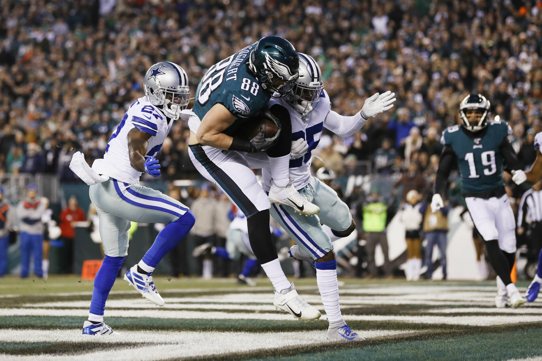 <p><b><i>Cowboys 9</i></b><br />
<b><i>Eagles 17</i></b></p>
<p>Dallas&#8217; <a href="https://twitter.com/ESPNStatsInfo/status/1208921648889520128?s=20" target="_blank" rel="noopener" data-saferedirecturl="https://www.google.com/url?q=https://twitter.com/ESPNStatsInfo/status/1208921648889520128?s%3D20&amp;source=gmail&amp;ust=1577160325113000&amp;usg=AFQjCNGsvSm2wTTv3yoLYstK-BKOikwNHg">consistent failure in one-score games</a> is exactly why Jason Garrett is basically done in Big D, and why Philly is about to steal the NFC East. Don&#8217;t be surprised if the woebegone Redskins deliver the deathblow to the Cowboys — especially if, you know, <a href="https://twitter.com/fishsports/status/1208933630422274050?s=20" target="_blank" rel="noopener" data-saferedirecturl="https://www.google.com/url?q=https://twitter.com/fishsports/status/1208933630422274050?s%3D20&amp;source=gmail&amp;ust=1577160325113000&amp;usg=AFQjCNG1LSj8y3u8643fUveS3_7Cog9RpA">they can&#8217;t get back home for the game</a> — and the Eagles come up short against the Giants but win the division by default.</p>
