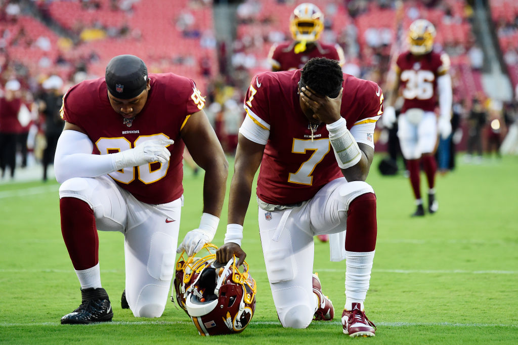 Redskins players, and fans, hope the burgundy pants are here to