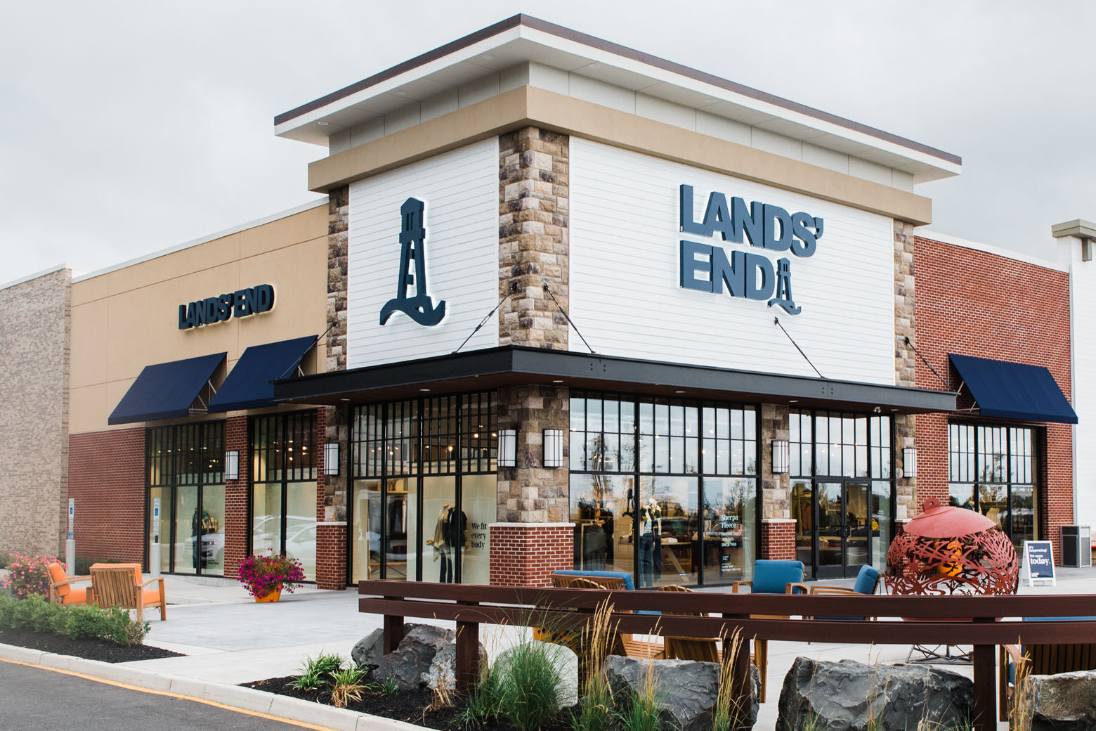 Lands End Opens Rare Retail Store At Fair Lakes WTOP News