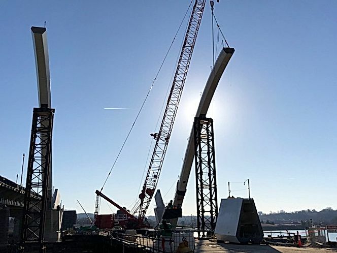 frederick douglass memorial bridge construction 2020