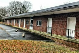 <p>Last year, the Tree of Life Ministries announced plans to build the micro-cottage community, to be rented to elderly and disabled people, on the site of the eight-room motel, which closed in 2007.</p>
