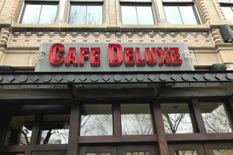 Cafe Deluxe closes in Bethesda and Tysons