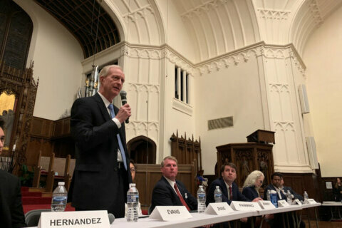 Former DC council member Jack Evans requests forgiveness, second chance at candidate forum