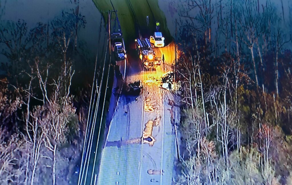 2 dead, 1 injured in Prince County crash WTOP