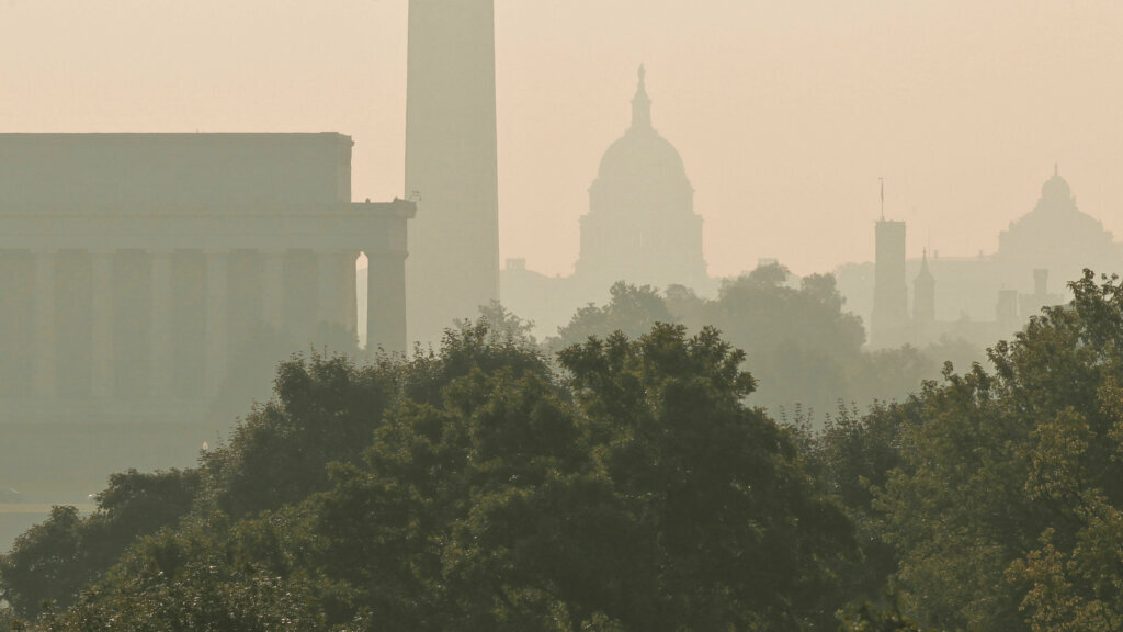 Triple threat: DC area hit with heat advisory, poor air quality, storm alert on 4th of July
